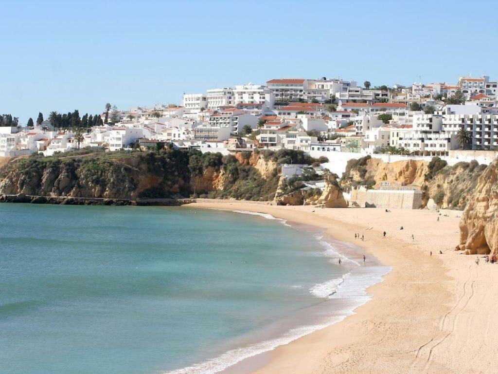 Apartment Com Piscina Em Albufeira, Da Oura